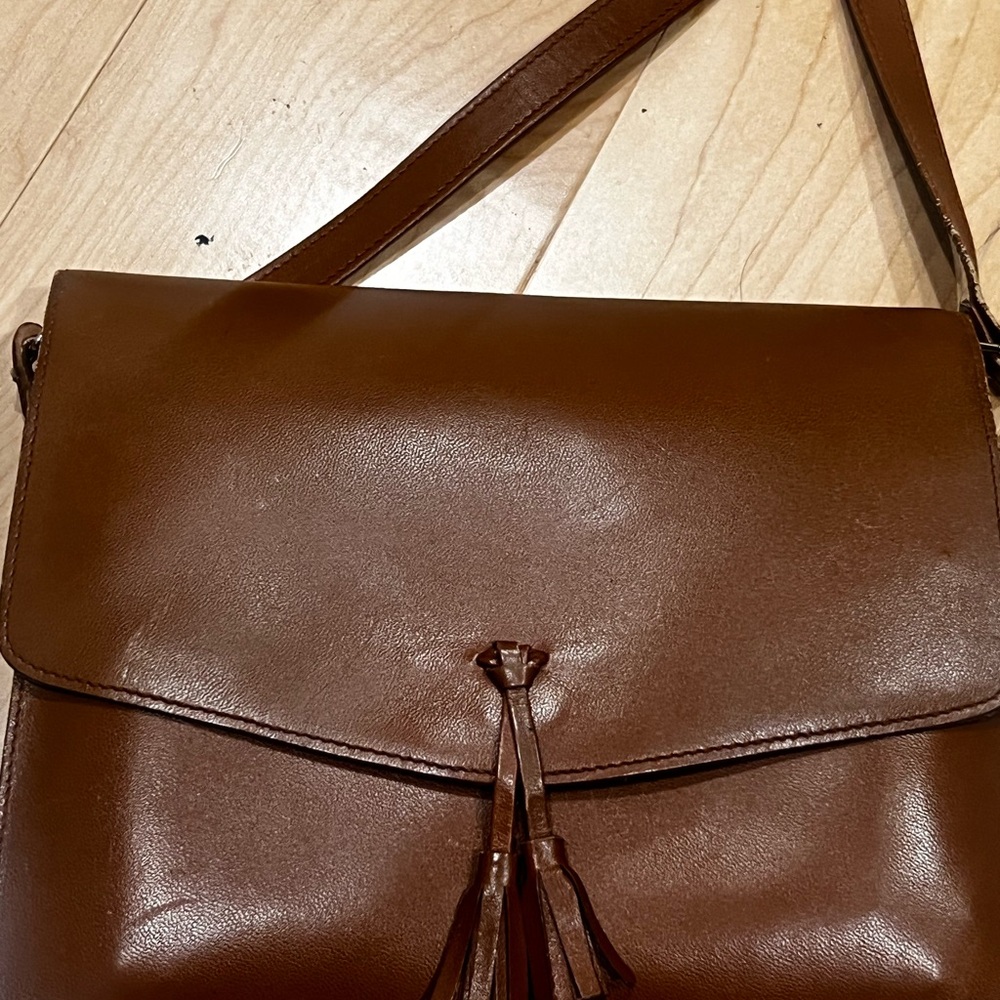 Pappagallo Tasseled Brown Leather Shoulder Bag